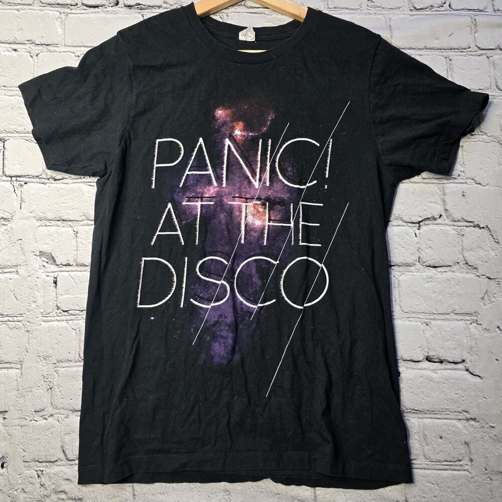 Panic At The Disco Graphic Print Band Crew Neck Tshirt Galaxy‎ Size Medium